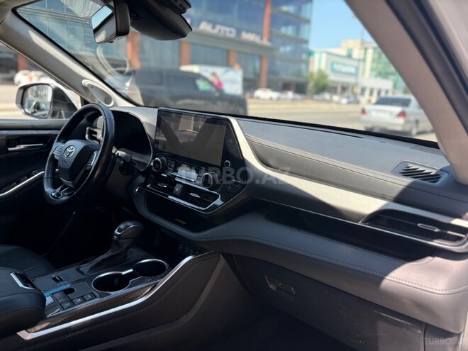 Toyota Highlander-9