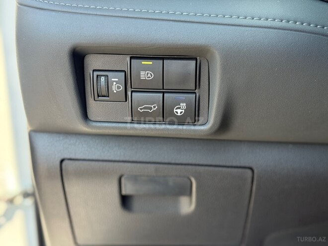 Toyota Highlander-21