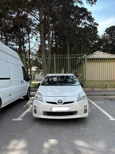 Toyota Prius-1