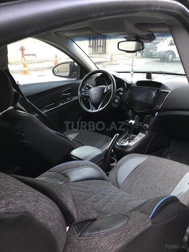 Chevrolet Cruze-6