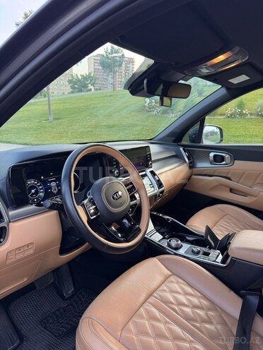 Kia Sorento-8