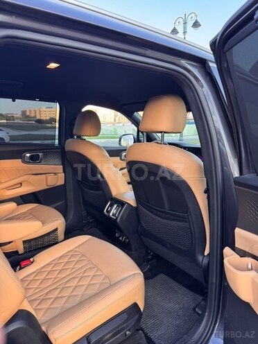 Kia Sorento-16