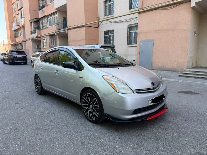 Toyota Prius-10