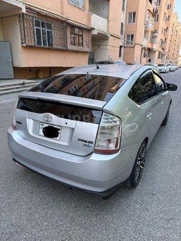 Toyota Prius-9