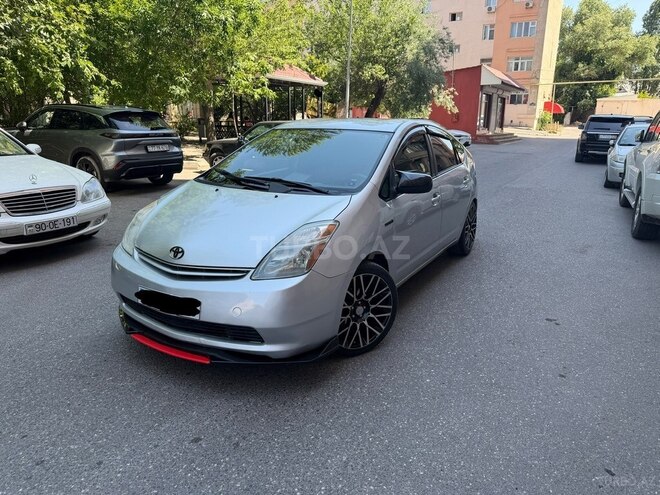 Toyota Prius-13