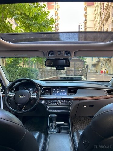 Kia K7-3