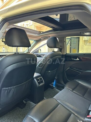 Kia K7-19
