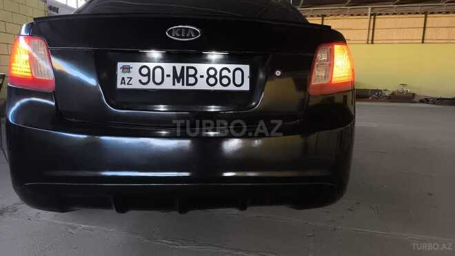 Kia Rio-5