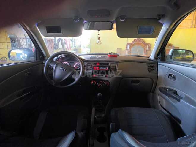 Kia Rio-6