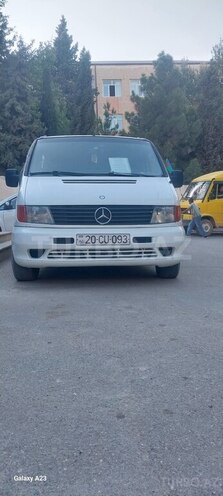 Mercedes Vito 108 CDI-1