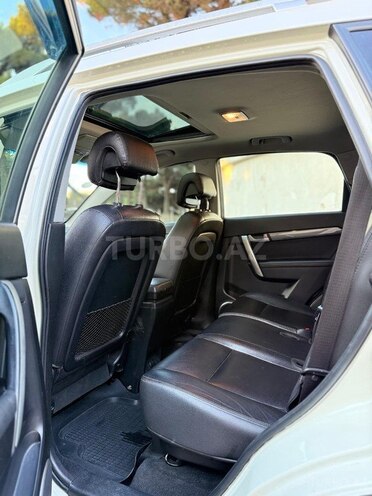 Chevrolet Captiva-12