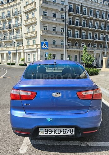 Kia Rio-8