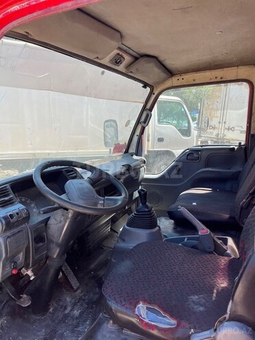 Isuzu NPR 66 L-4