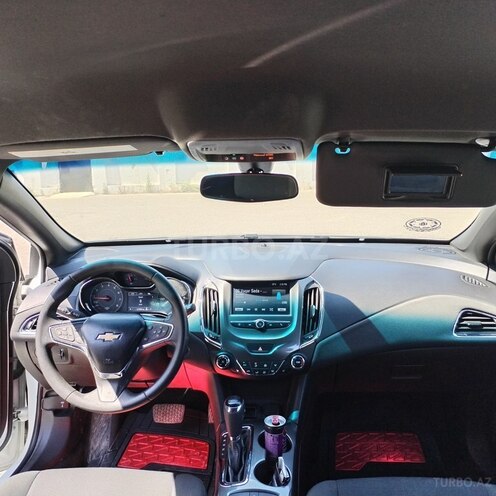 Chevrolet Cruze-10