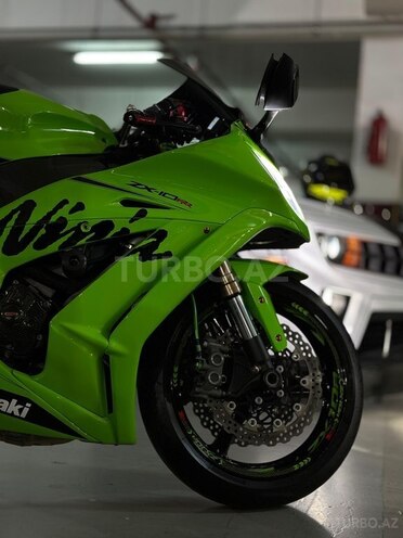 Kawasaki Ninja ZX-10R-2