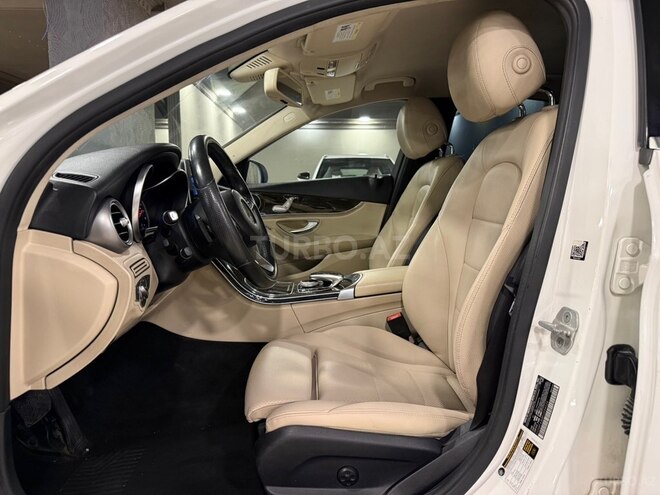 Mercedes C 300-9