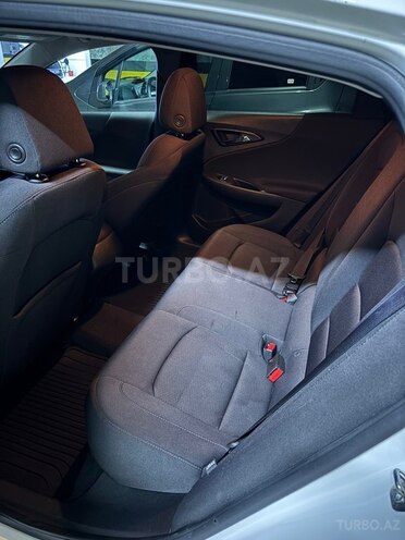 Chevrolet Malibu-10
