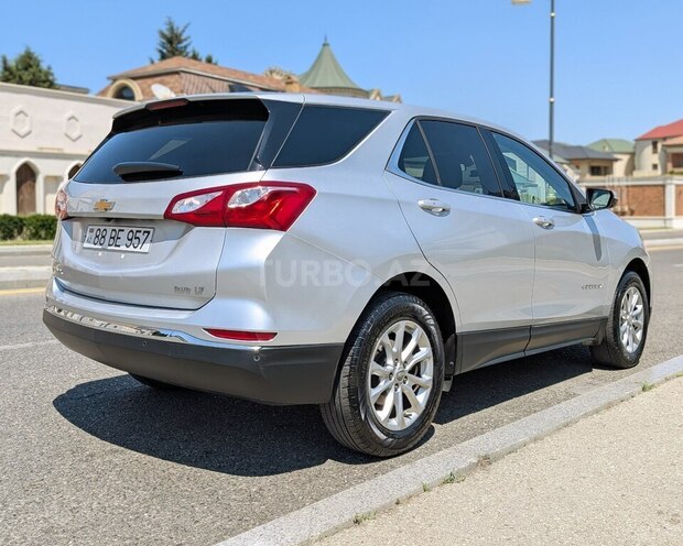 Chevrolet Equinox-8