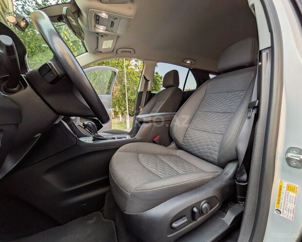 Chevrolet Equinox-14