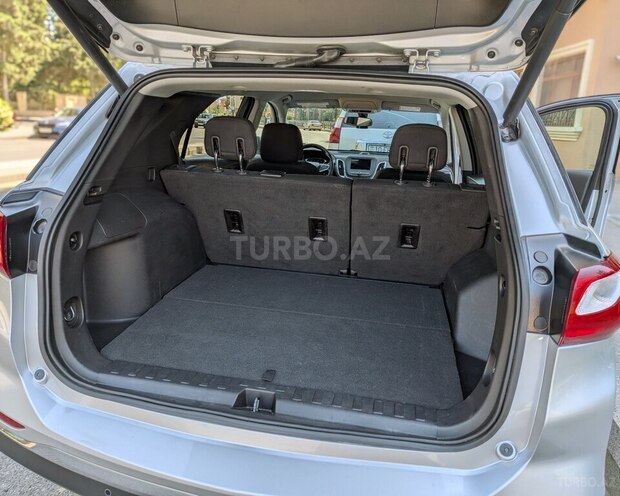 Chevrolet Equinox-12