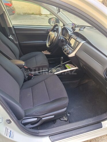 Toyota Corolla Fielder-7