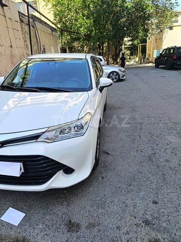 Toyota Corolla Fielder-4
