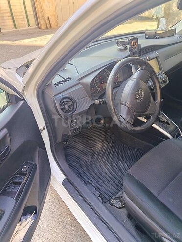 Toyota Corolla Fielder-12