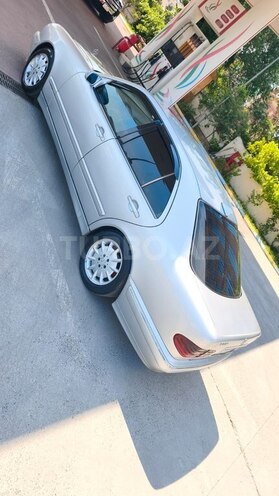 Mercedes E 220-7