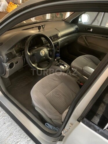 Volkswagen Passat-3