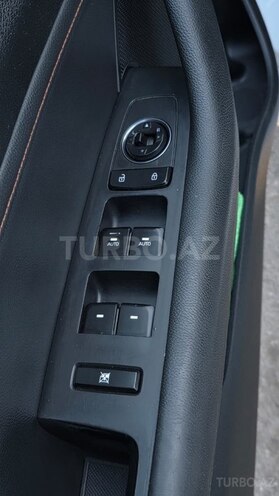 Hyundai Sonata-11