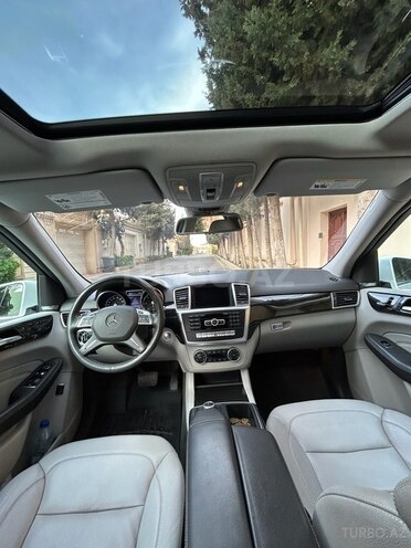 Mercedes ML 250 4MATIC-6