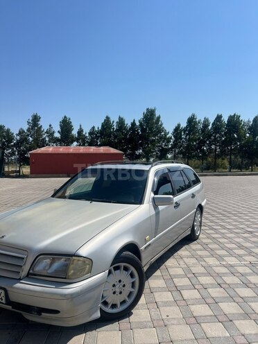 Mercedes C 180-2
