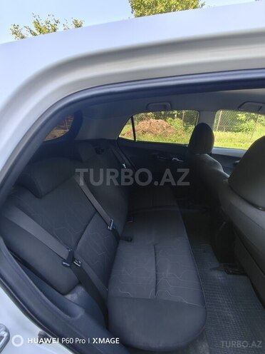 Toyota Auris-19