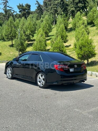 Toyota Camry-8
