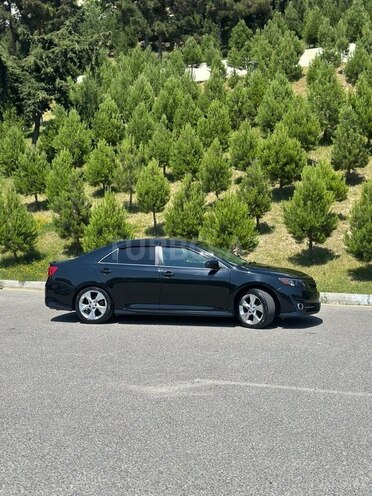 Toyota Camry-7