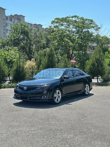 Toyota Camry-4