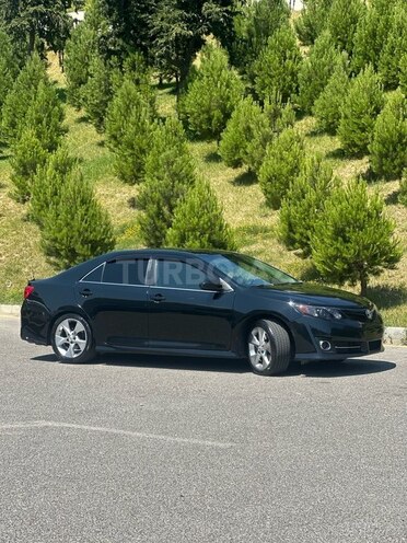 Toyota Camry-6