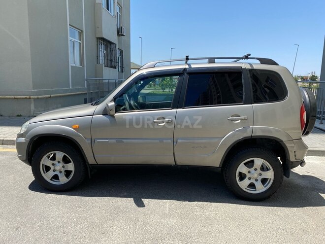Chevrolet Niva-3