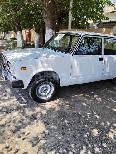 LADA (VAZ) 2107-4