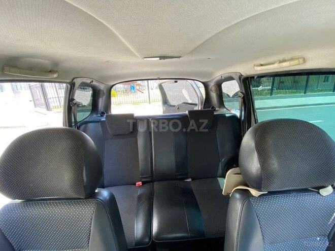 Chevrolet Niva-7