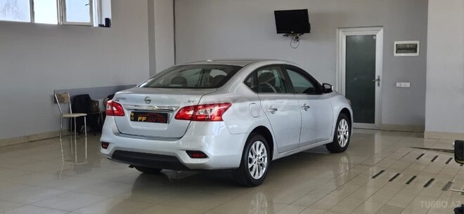 Nissan Sentra-3