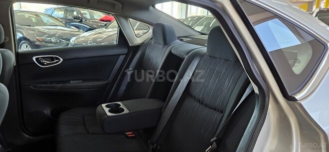 Nissan Sentra-7