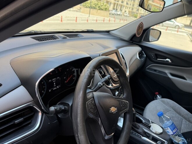Chevrolet Equinox-2