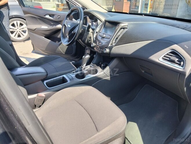 Chevrolet Cruze-3