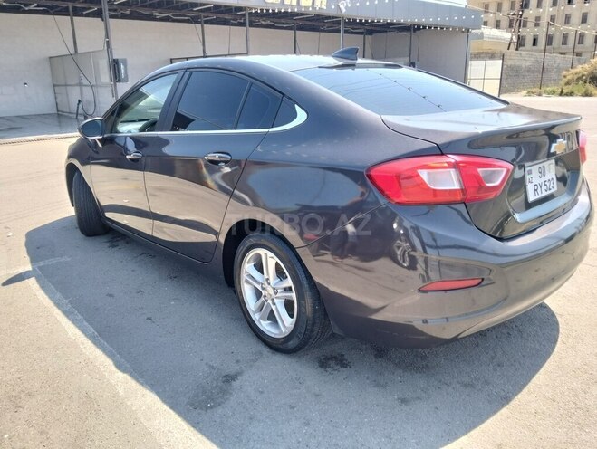 Chevrolet Cruze-6