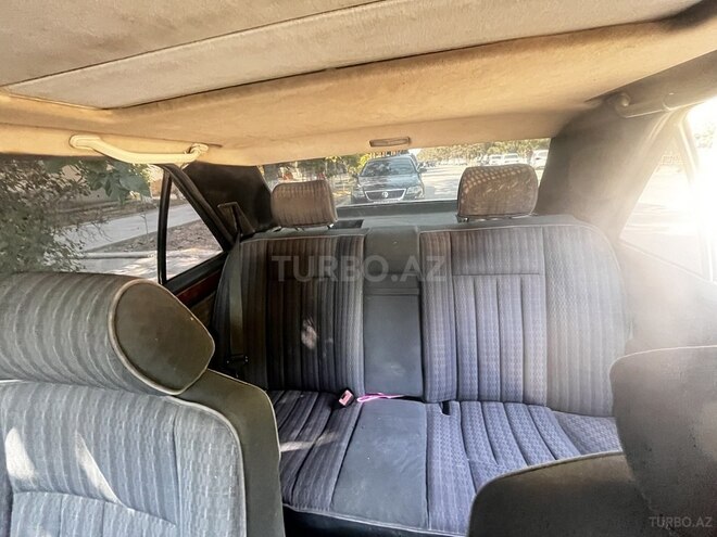 Mercedes 220 E-6