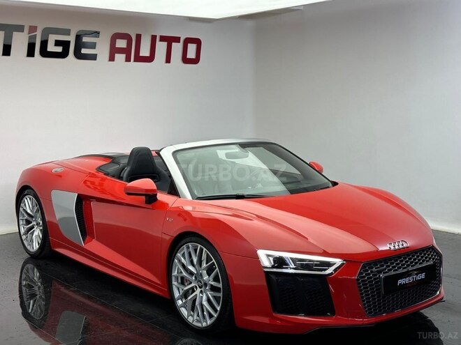 Audi R8-2
