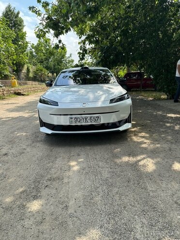 Changan Qiyuan A05-1