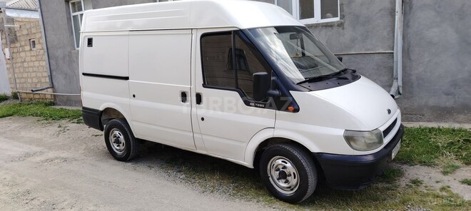 Ford Transit-8