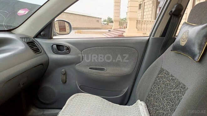 Daewoo Lanos-12